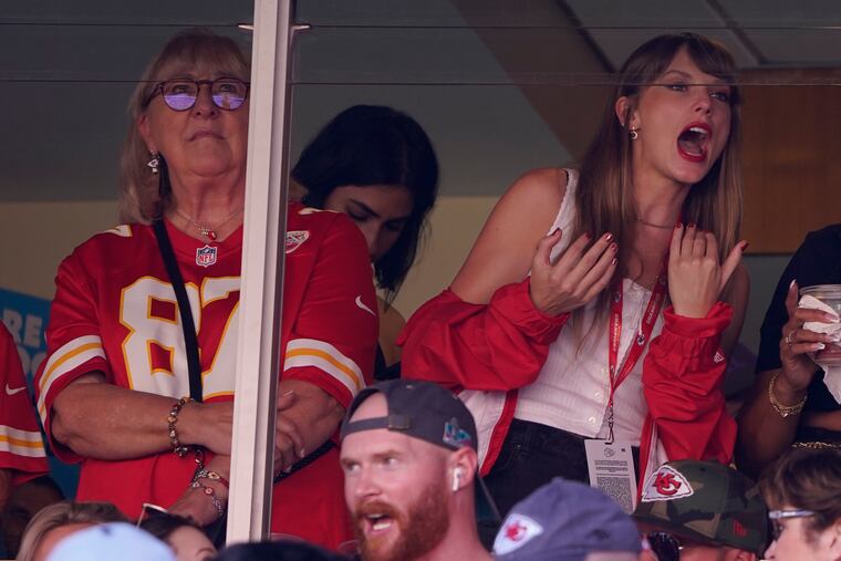 Taylor Swift watches the Chiefs alongside Travis Kelce's mother, Donna Kelce, during a game in September. 